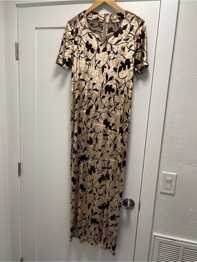 Elegant Black Floral Burnout Velvet Maxi Dress in Bronze/cream Asian Style‎